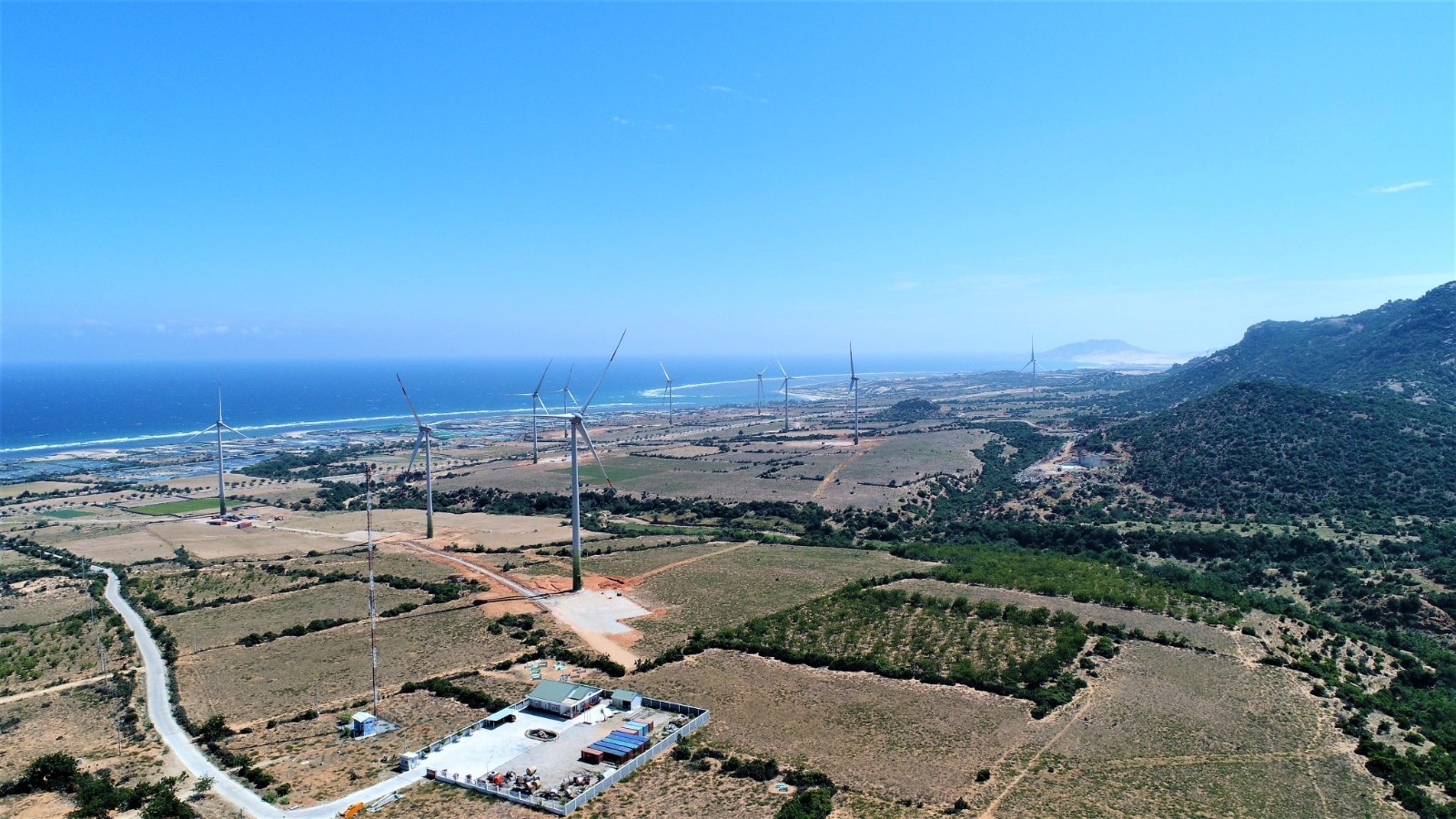 EL-Wind-Mui-Dinh-Power-Plant-2048x1152.jpg